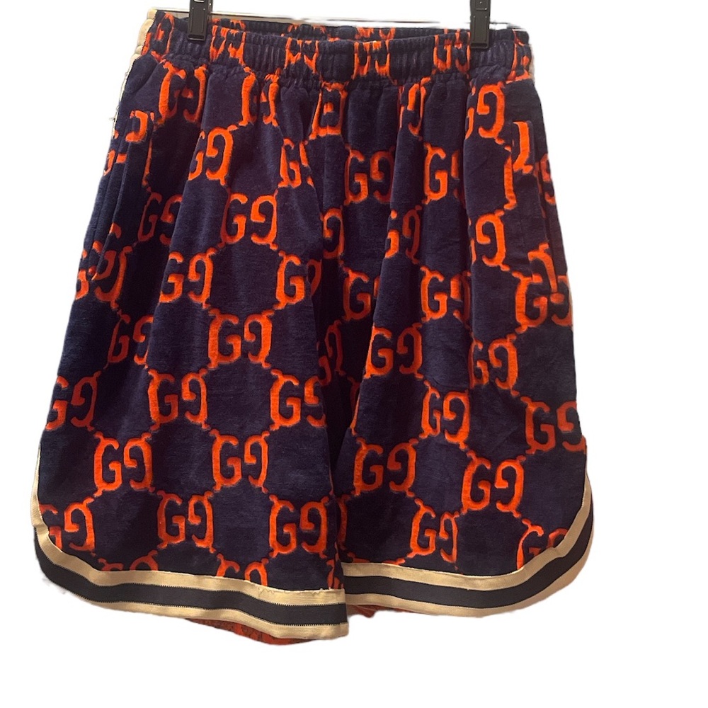 COPY - KNEE LENGTH LOGO PRINTED SHORTS IN BLUE